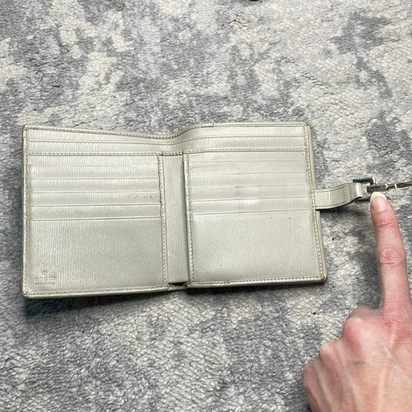 Gucci Leather Piston Lock Jackie Wallet Compact Ivory Gray - Picture 13 of 17